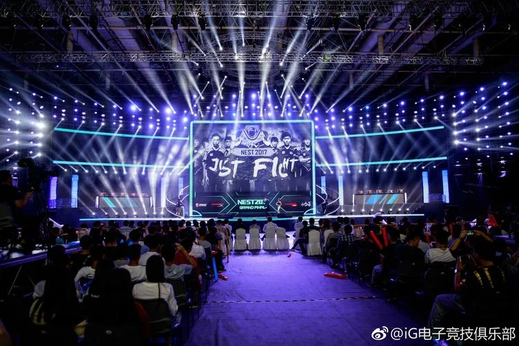 pg娱乐网页版品牌视觉形象展示-专业团队